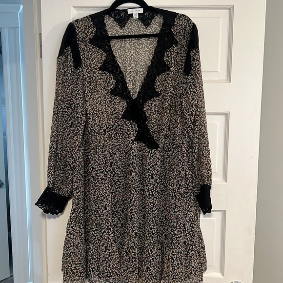 Never worn Topshop long sleeve Midi Lace Trim Ditsy Faux Floral Dress. Size 12. - Picture 4 of 11